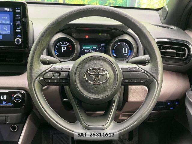 Toyota YARIS 2020-03 8318310-10