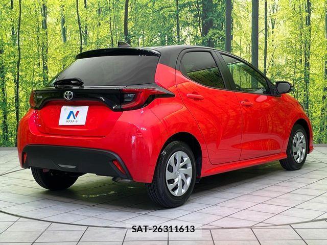 Toyota YARIS 2020-03 8318310-16