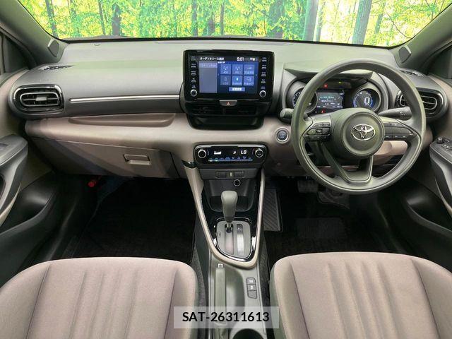 Toyota YARIS 2020-03 8318310-1
