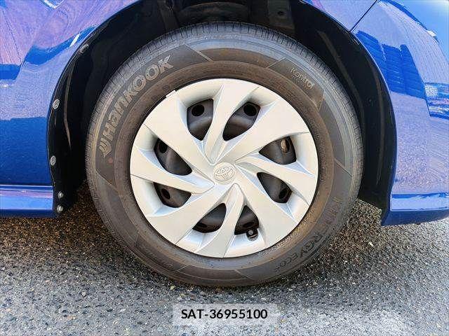 Toyota YARIS 2021-02 8318312-12