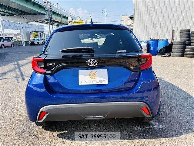 Toyota YARIS 2021-02 8318312-17
