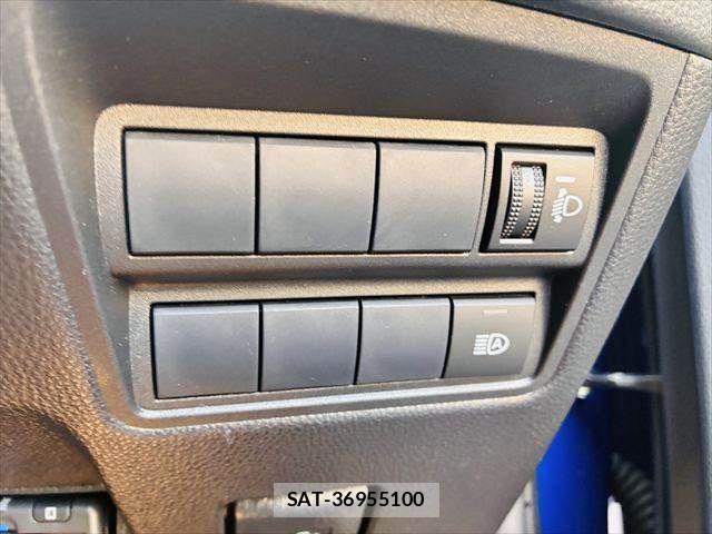 Toyota YARIS 2021-02 8318312-6