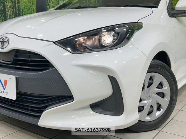 Toyota YARIS 2021-06 8318314-11