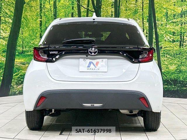 Toyota YARIS 2021-06 8318314-14
