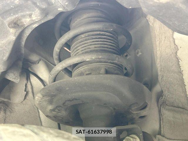 Toyota YARIS 2021-06 8318314-19