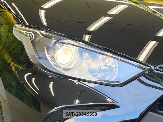 Toyota YARIS 2023-06 8318311-12