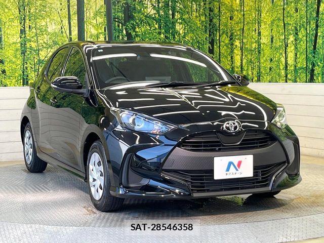 Toyota YARIS 2023-06 8318311-13