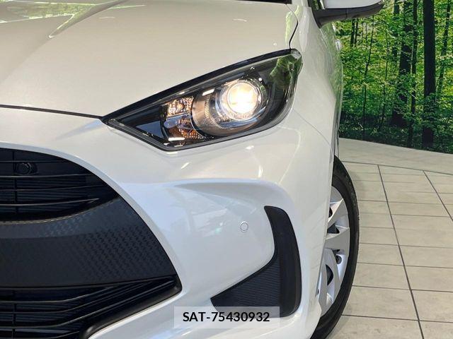 Toyota YARIS 2022-01 8338654-11