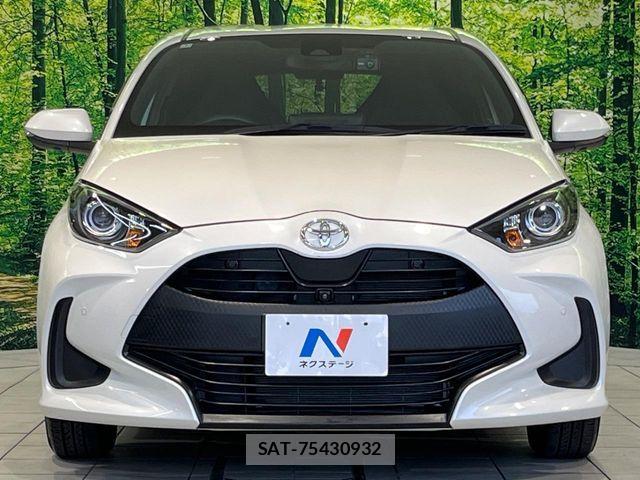 Toyota YARIS 2022-01 8338654-13