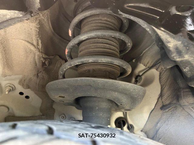 Toyota YARIS 2022-01 8338654-19