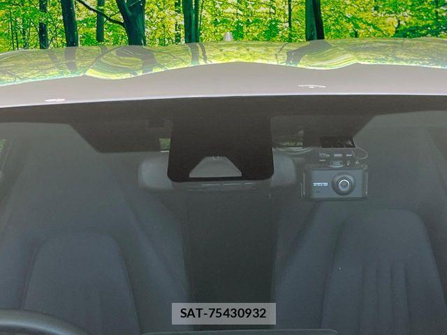 Toyota YARIS 2022-01 8338654-4