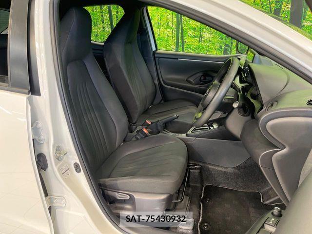 Toyota YARIS 2022-01 8338654-7