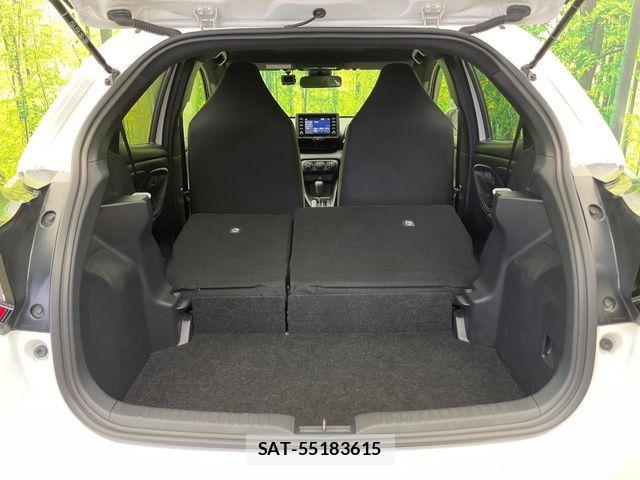 Toyota YARIS 2021-04 8338657-10