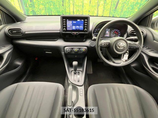 Toyota YARIS 2021-04 8338657-1