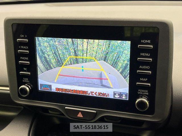 Toyota YARIS 2021-04 8338657-3