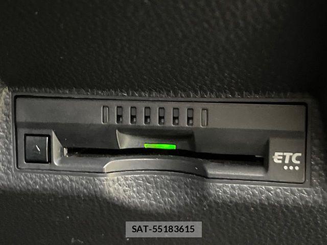 Toyota YARIS 2021-04 8338657-6