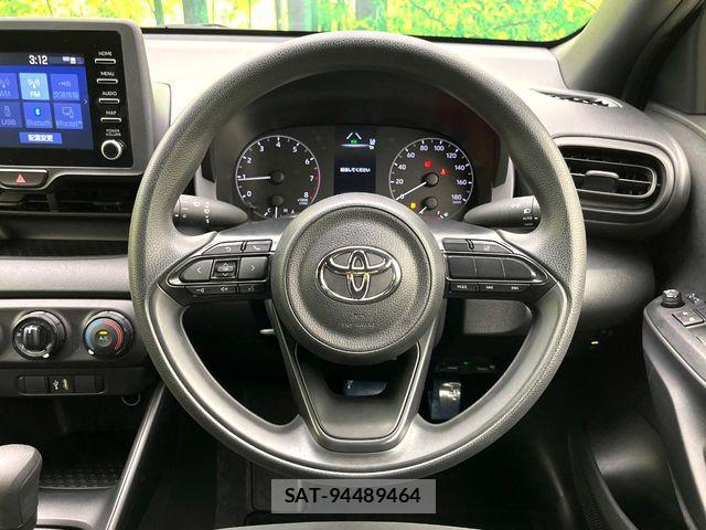 Toyota YARIS 2023-07 8334904-10