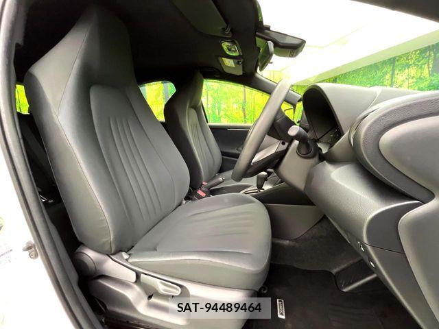 Toyota YARIS 2023-07 8334904-7