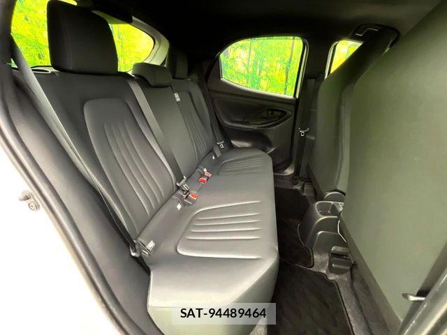 Toyota YARIS 2023-07 8334904-8