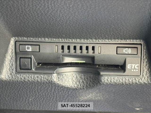 Toyota YARIS 2021-07 8338658-4
