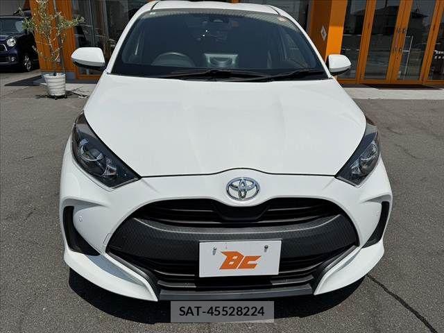 Toyota YARIS 2021-07 8338658-8