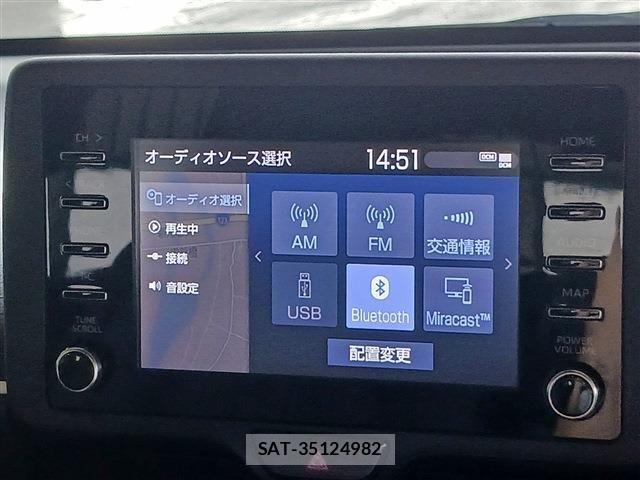 Toyota YARIS 2021-07 8338659-2
