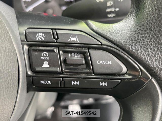 Toyota YARIS 2024-06 8338655-4
