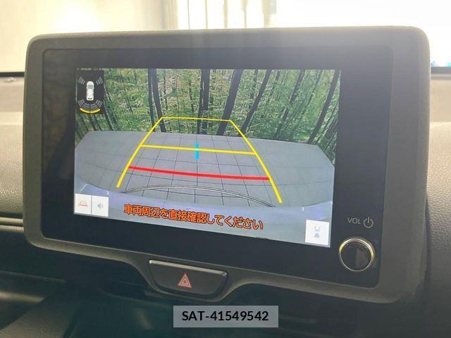 Toyota YARIS 2024-06 8338655-5