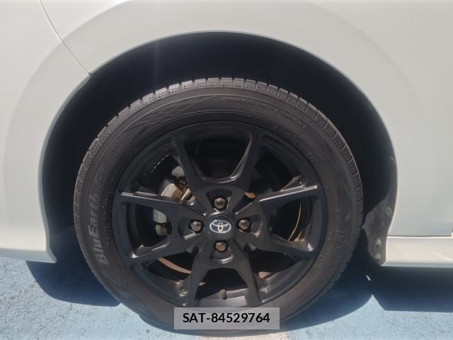 Toyota YARIS 2021-08 8338652-12