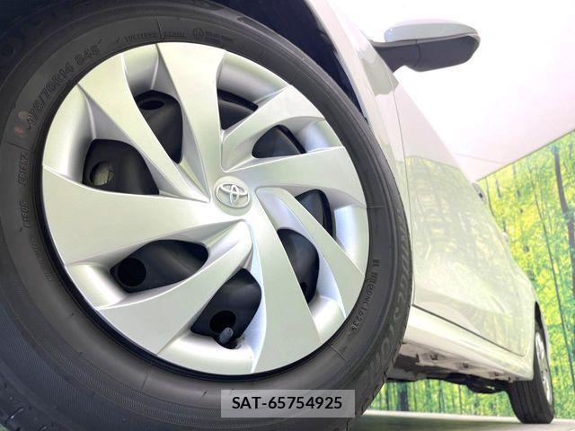 Toyota YARIS 2023-06 8338653-12