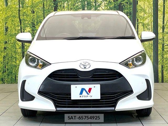 Toyota YARIS 2023-06 8338653-13