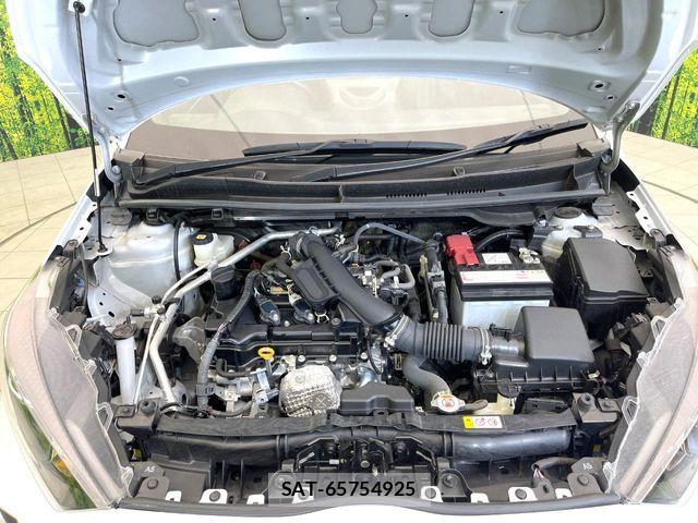 Toyota YARIS 2023-06 8338653-17