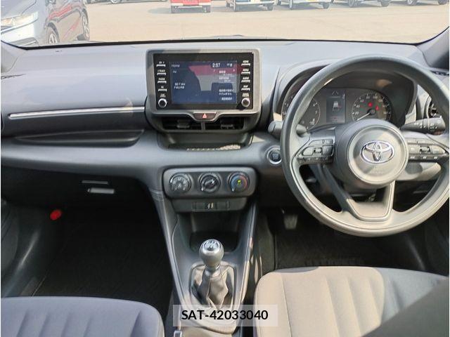 Toyota YARIS 2021-08 8338660-1