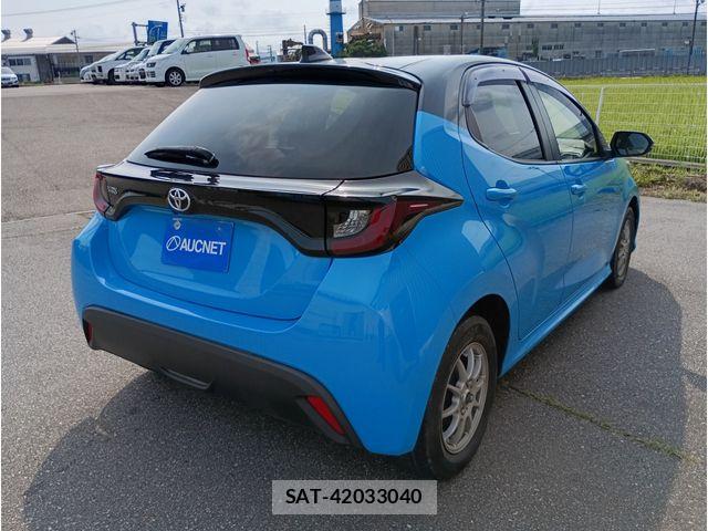 Toyota YARIS 2021-08 8338660-2