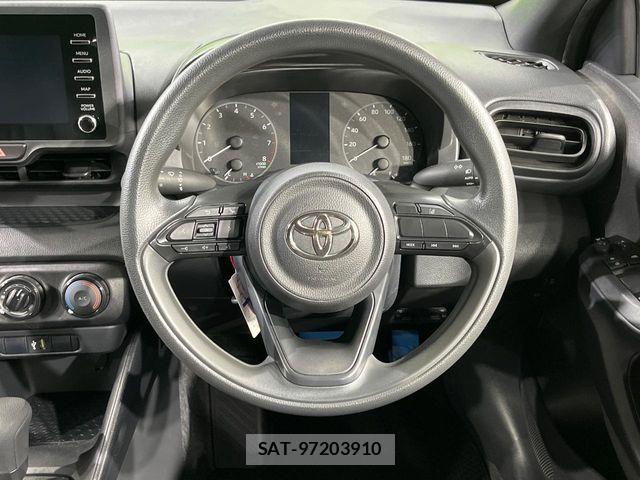 Toyota YARIS 2021-07 8338656-10