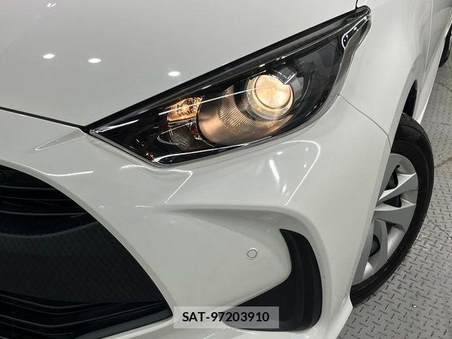 Toyota YARIS 2021-07 8338656-11