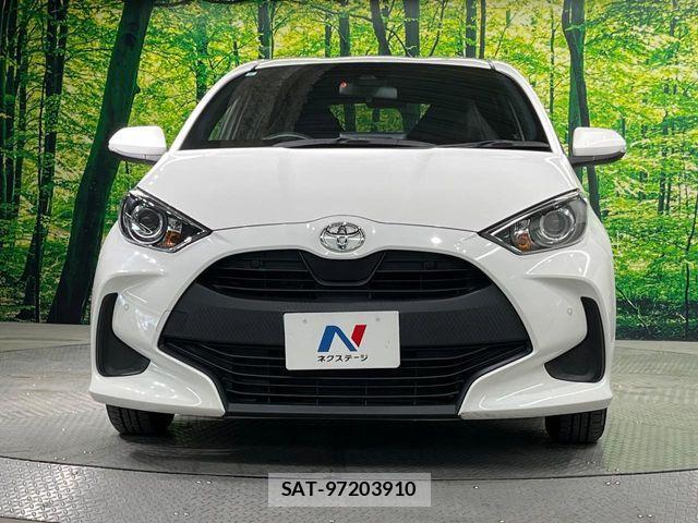 Toyota YARIS 2021-07 8338656-13