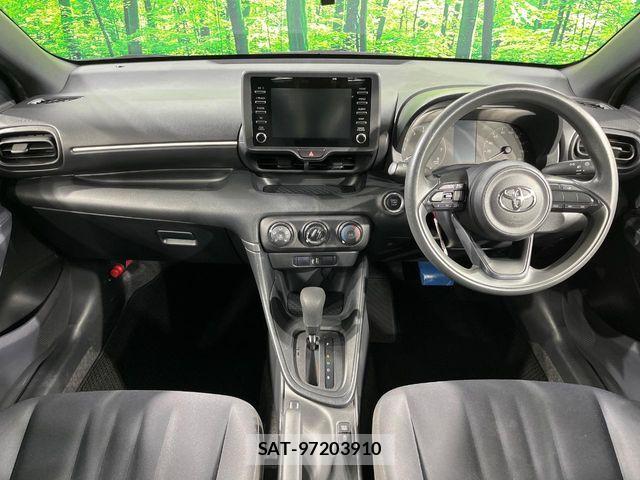 Toyota YARIS 2021-07 8338656-1