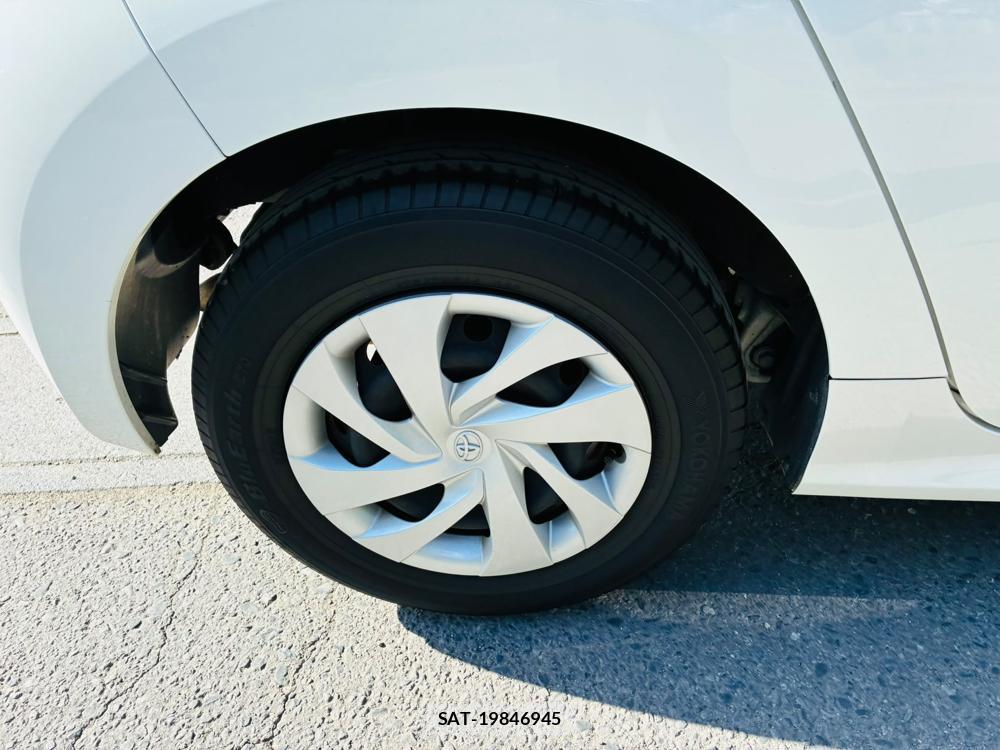 Toyota YARIS 2020-08 8217016-26