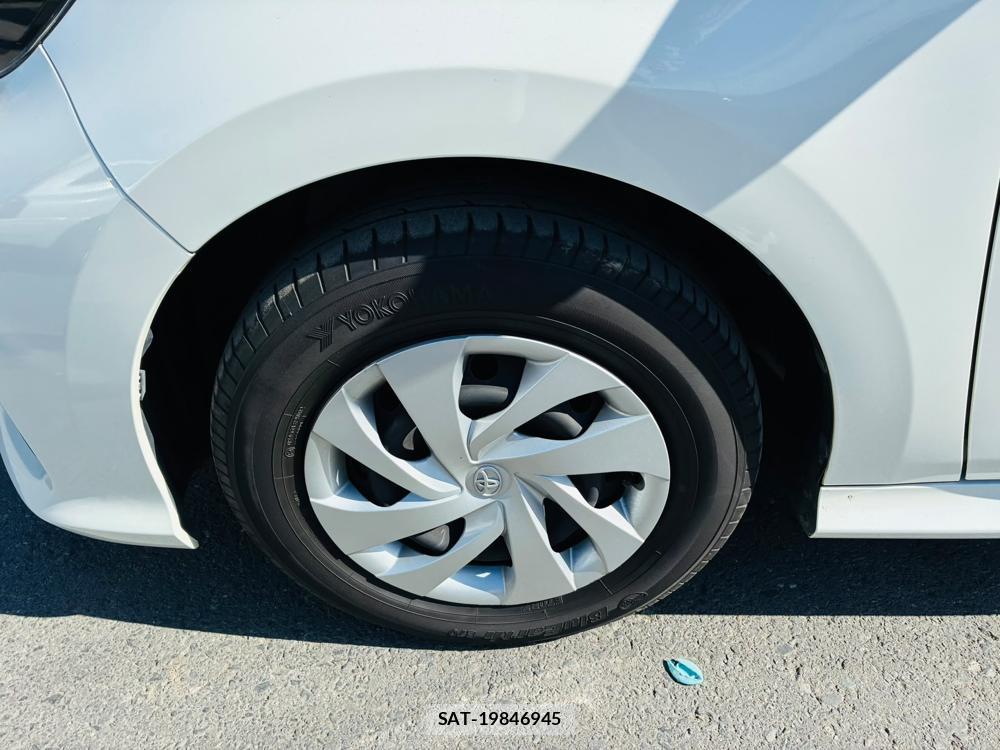 Toyota YARIS 2020-08 8217016-28
