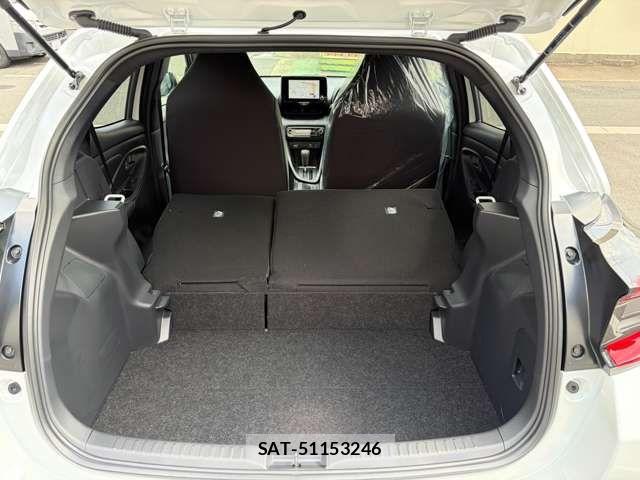 Toyota YARIS 2026-07 8355950-14