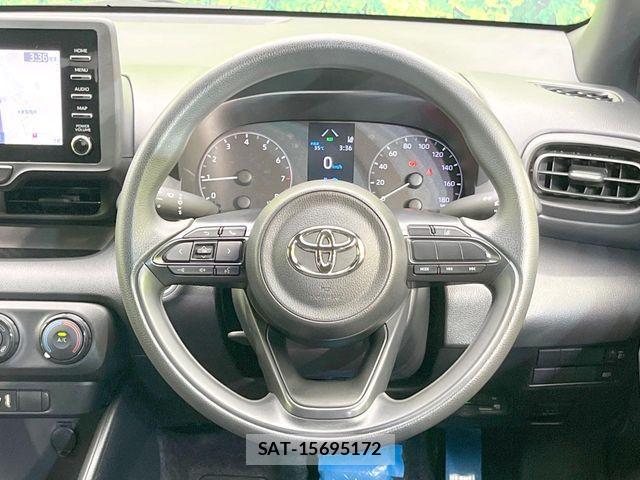 Toyota YARIS 2022-02 8355951-9