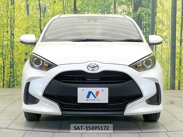 Toyota YARIS 2022-02 8355951-12
