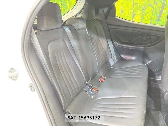 Toyota YARIS 2022-02 8355951-7