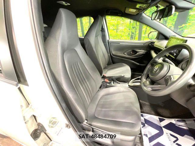 Toyota YARIS 2020-10 8355953-7