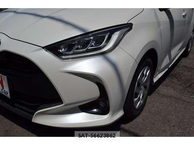 Toyota YARIS 2021-04 8355952-11