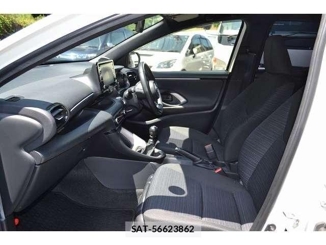 Toyota YARIS 2021-04 8355952-18