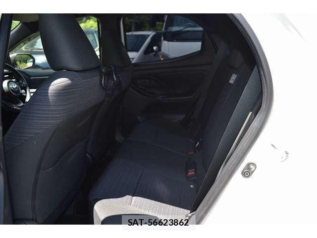 Toyota YARIS 2021-04 8355952-19