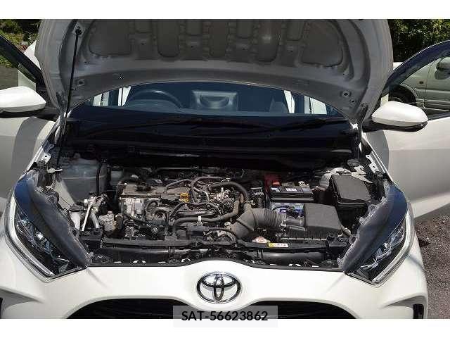 Toyota YARIS 2021-04 8355952-20