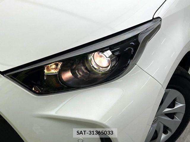 Toyota YARIS 2021-07 8369983-11